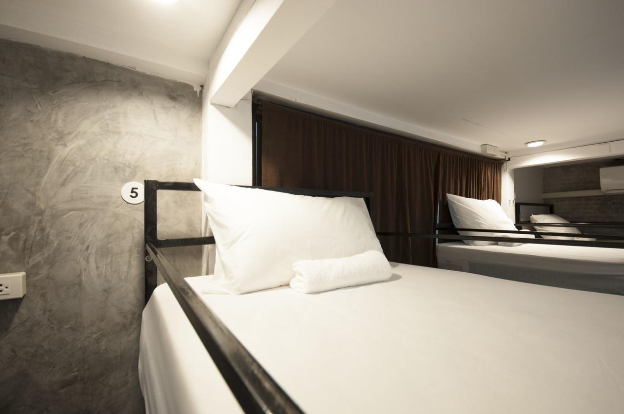 The Hidden House Hostel Μπανγκόκ Εξωτερικό φωτογραφία