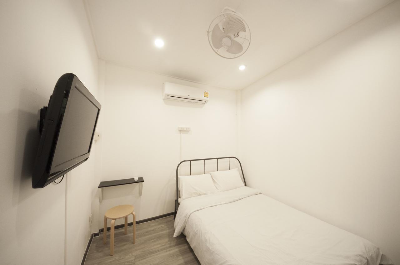 The Hidden House Hostel Μπανγκόκ Εξωτερικό φωτογραφία