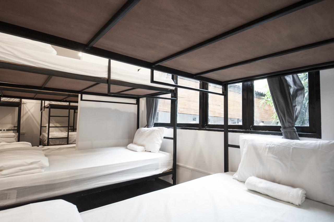 The Hidden House Hostel Μπανγκόκ Εξωτερικό φωτογραφία