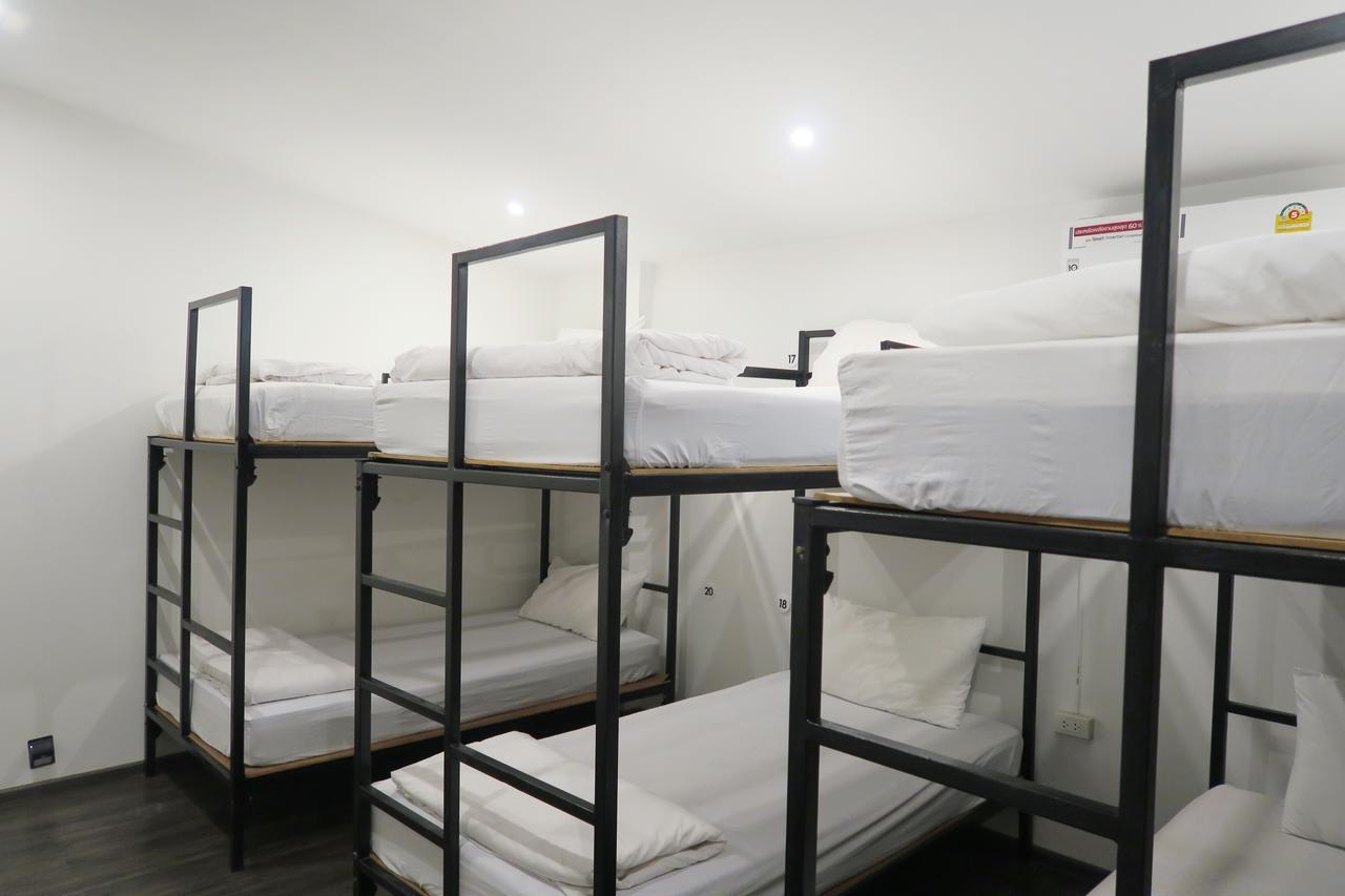 The Hidden House Hostel Μπανγκόκ Εξωτερικό φωτογραφία