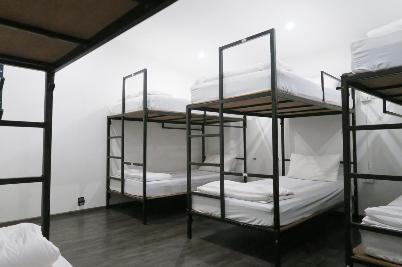 The Hidden House Hostel Μπανγκόκ Εξωτερικό φωτογραφία
