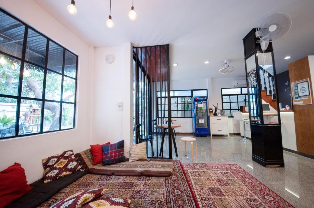 The Hidden House Hostel Μπανγκόκ Εξωτερικό φωτογραφία