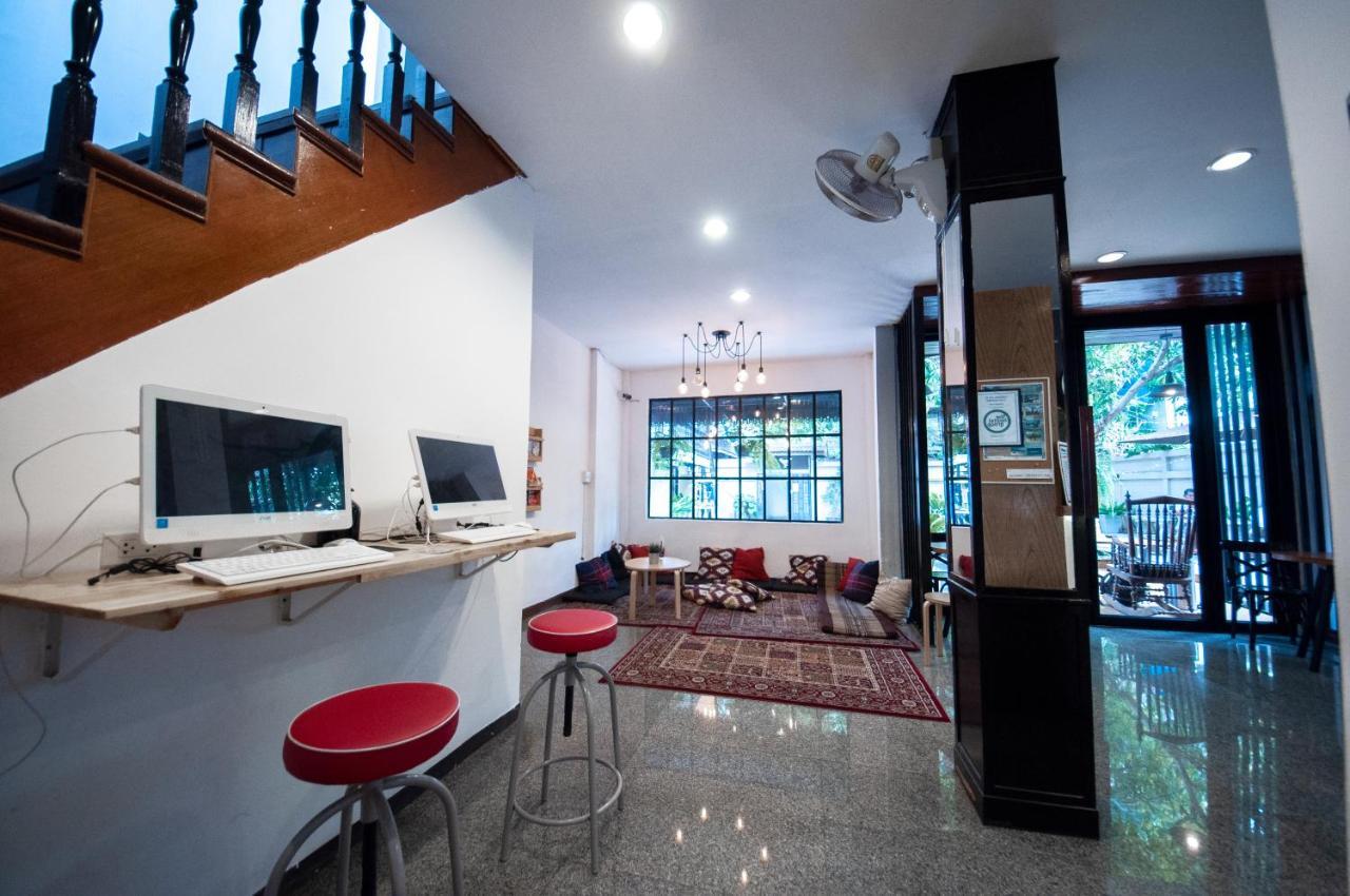 The Hidden House Hostel Μπανγκόκ Εξωτερικό φωτογραφία